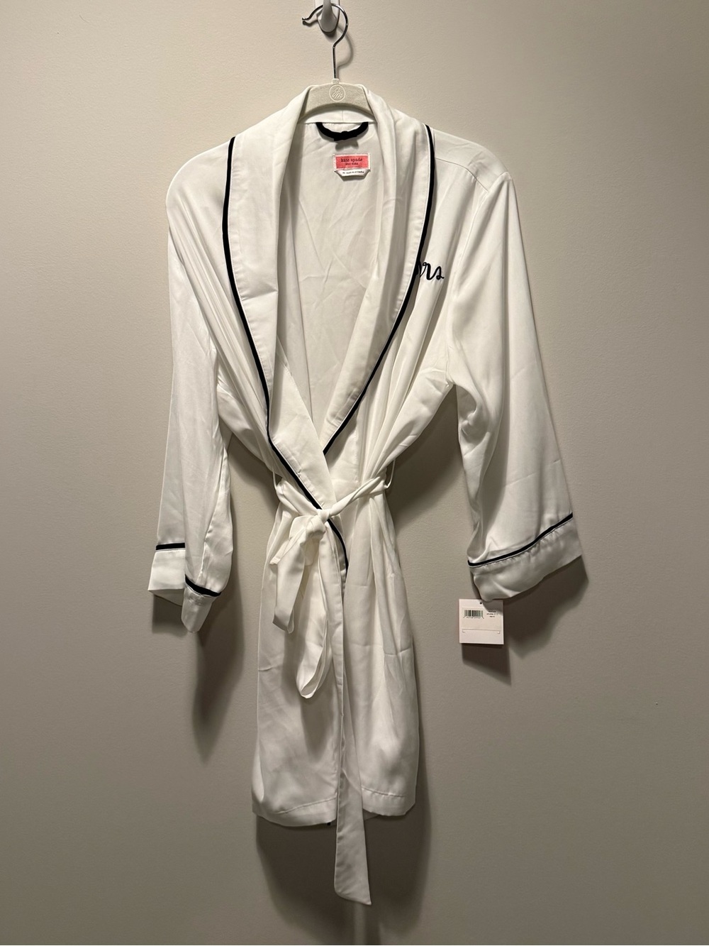 kate spade White Satin Short Robe with Black Trim and "Mrs." Embroidery - Picture 4 of 9